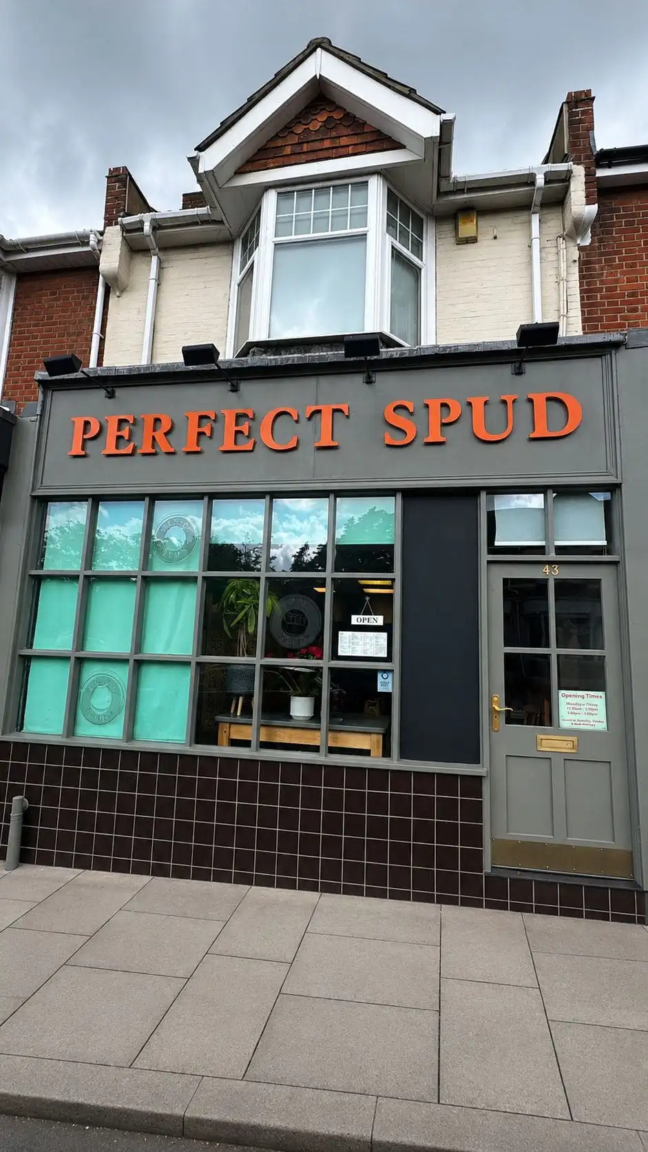 Perfect Spud shopfront on Bridge Road, Woolston
